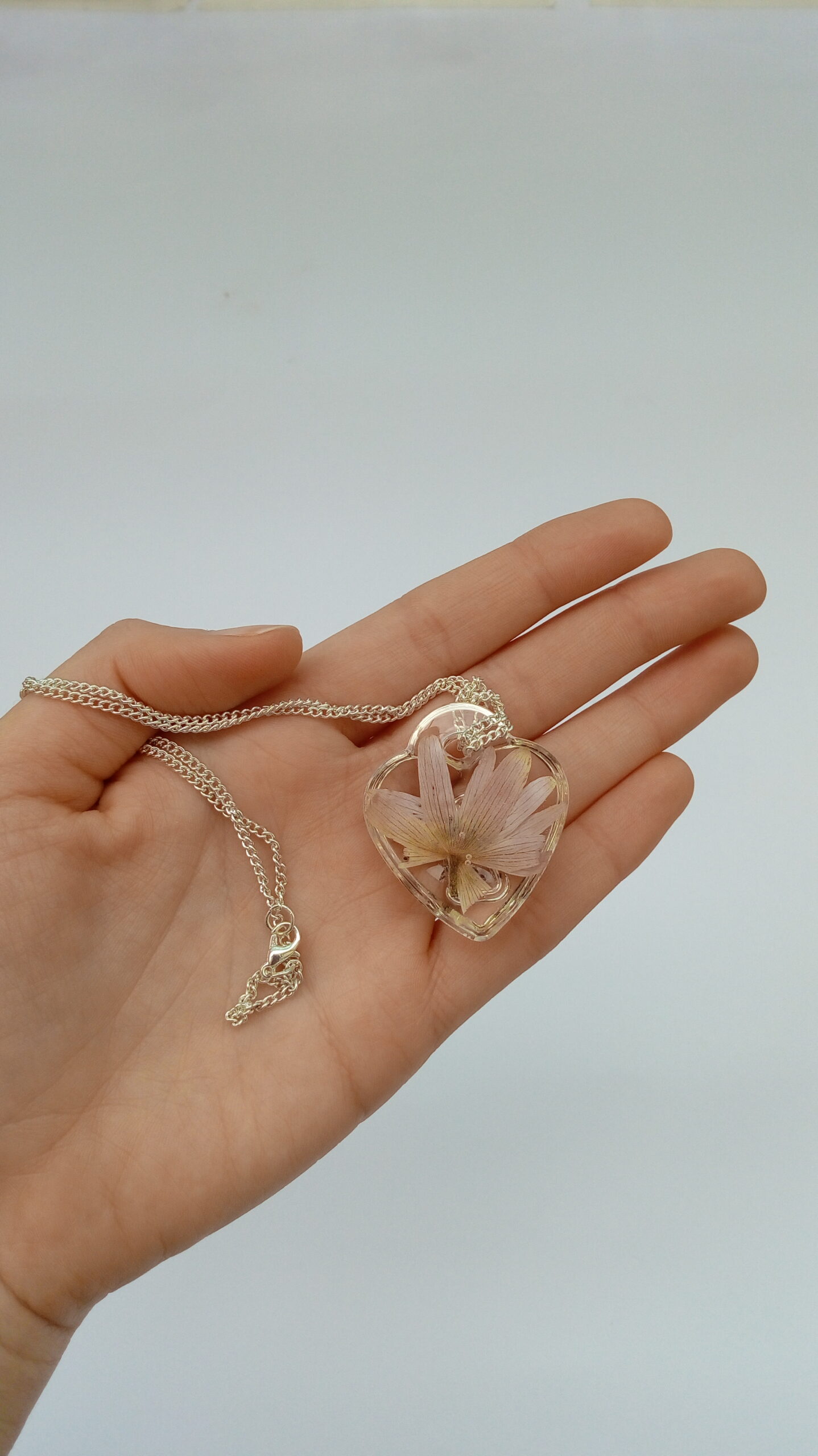 Lucchetto a cuore - collana a lucchetto - lucchetto in resina - ciondolo a forma di lucchetto - serratura - immagine 4