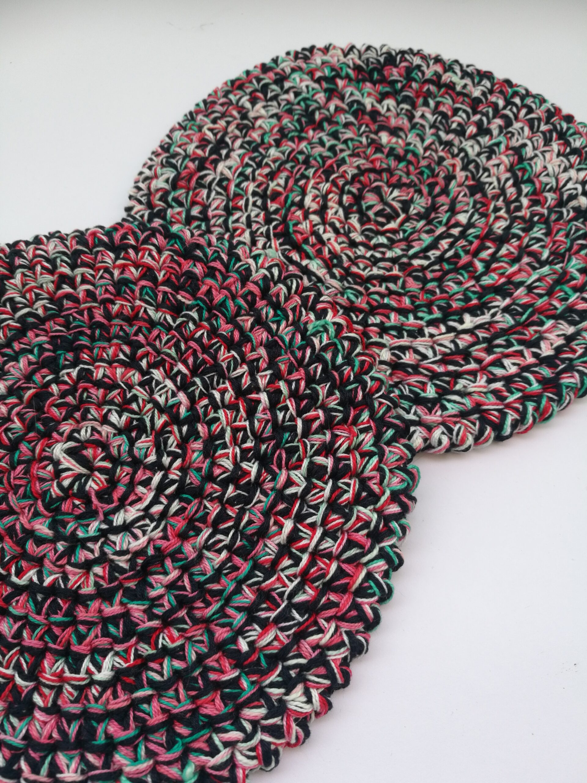 Centrini all'uncinetto - centrini centrotavola - centrini tondi - uncinetto sotto bicchiere - centrino a mano - immagine 3